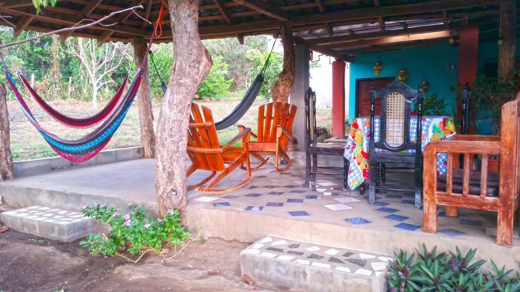 Loren'S House Moyogalpa Bagian luar foto